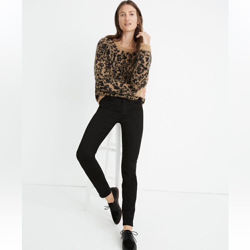 Rare! Madewell 9" Mid-Rise Skinny Jeans: Velvet Tuxedo Stripe Edition!